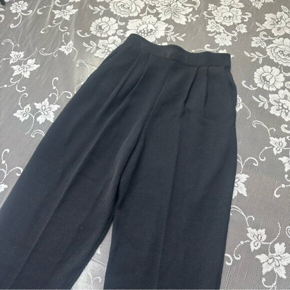 St. John Evening Santana Knit High Waisted Tapered Pant Elastic Waist black Sz 2 - Picture 3 of 12